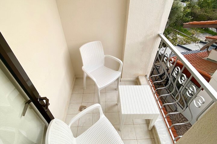 Terrace/Patio 18 of 49
