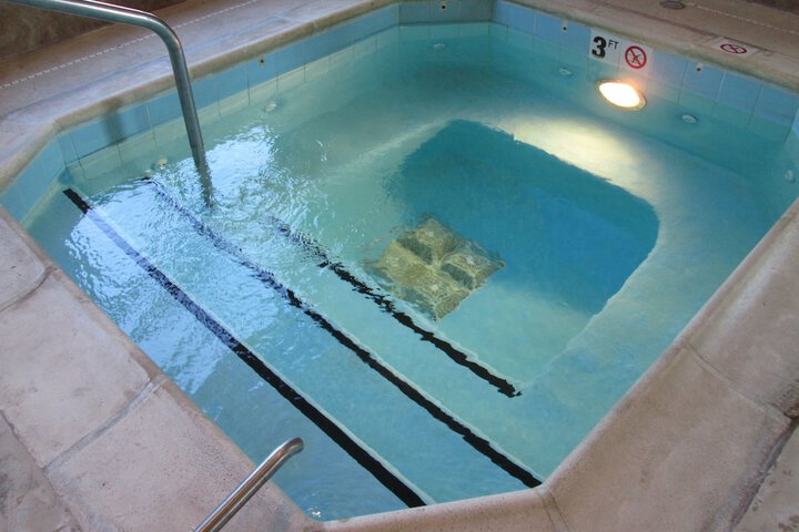 Pool 55 of 81