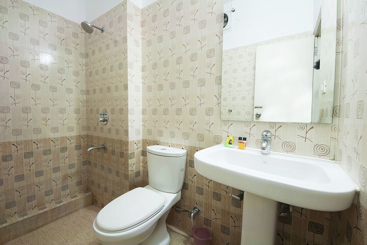 Clean Restrooms