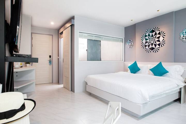 Room 7 of 58