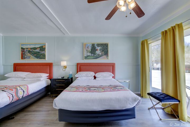 Classic Room 2 Queen Beds (4 of 12)