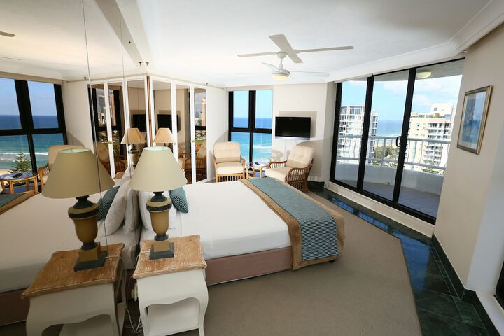 Room 4 of 44