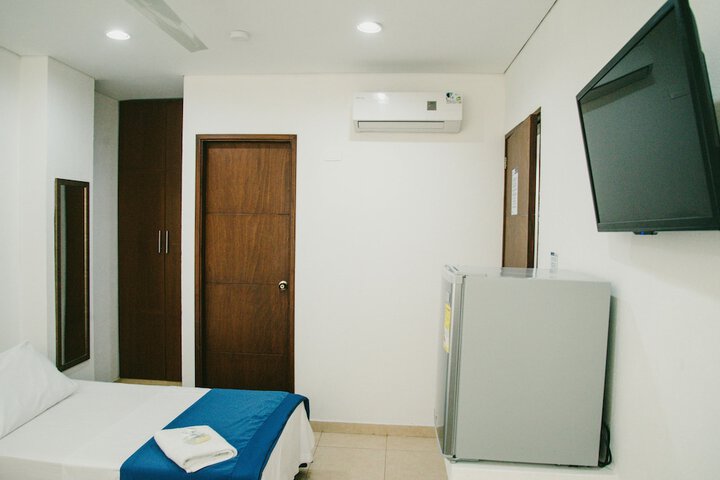 Room 14 of 39