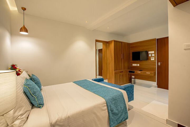 Room 8 of 31