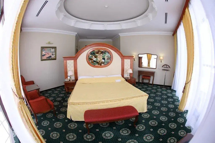 guest_rooms