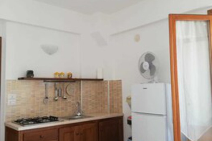 Room 9 of 15