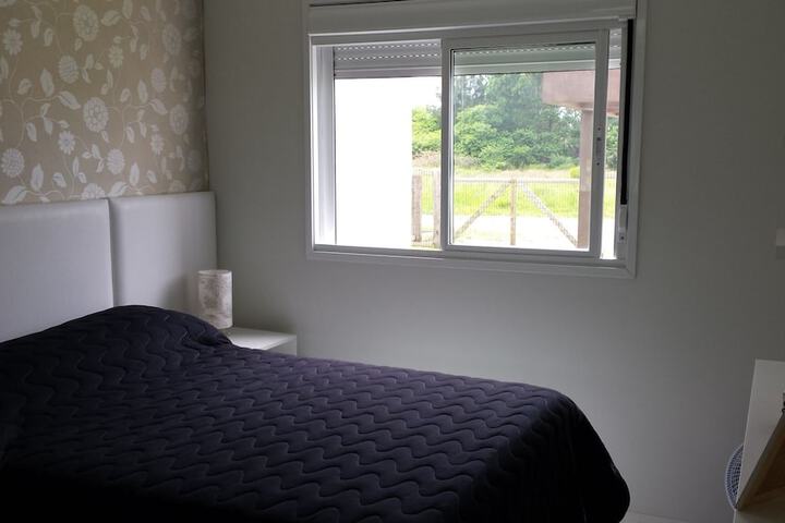 Room 2 of 86