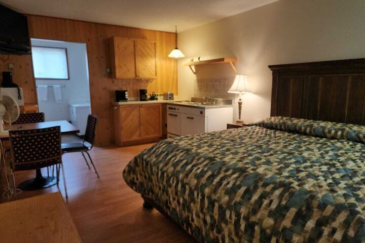 Room 3 of 15