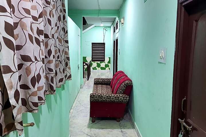 Hotel Interior 4 of 23