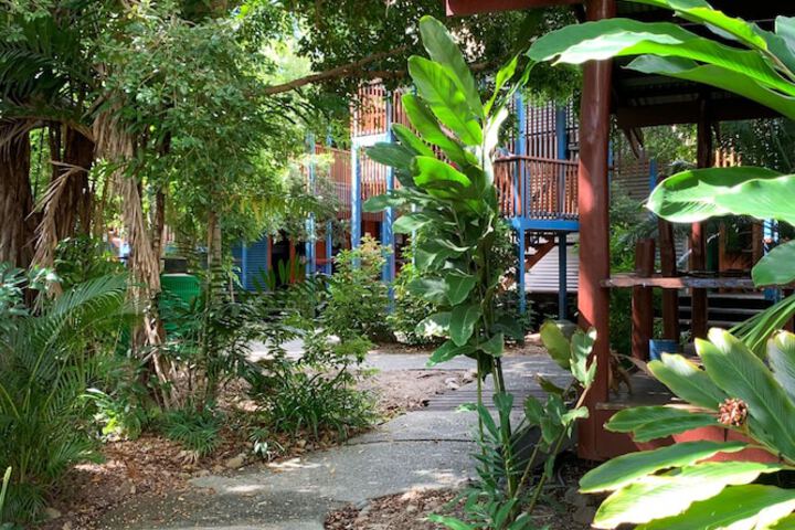 Hotel Exterior 67 of 104