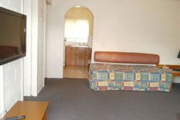 Room 22 of 43