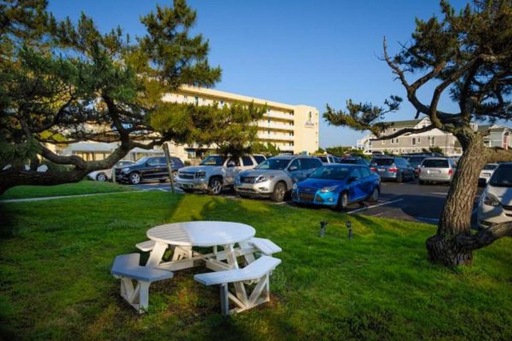 Property Grounds 70 of 78