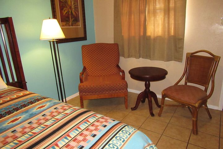 Room 7 of 26