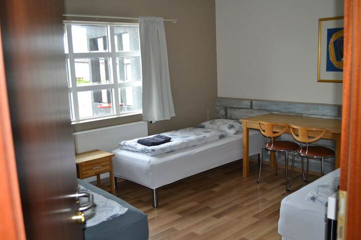 Room 22 of 66
