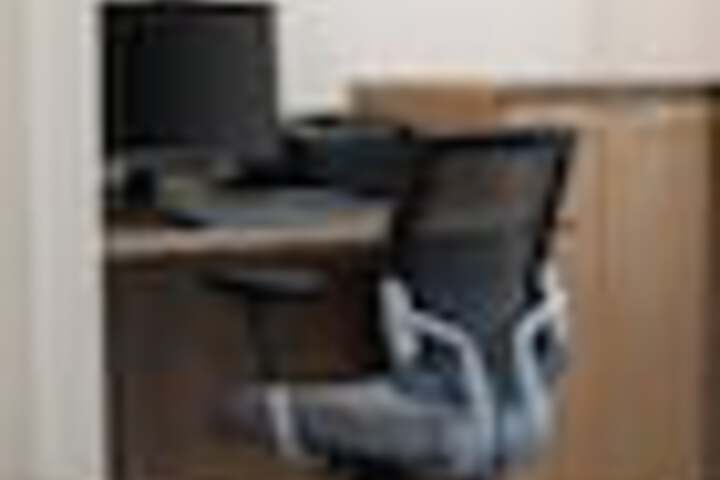 Business Center 86 of 90
