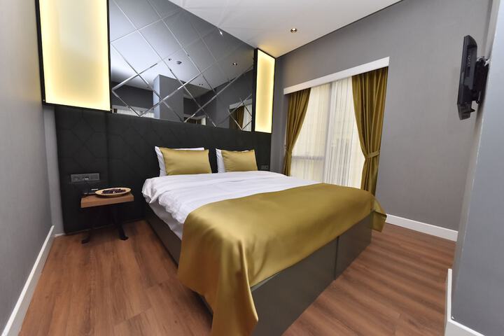 Room 10 of 49