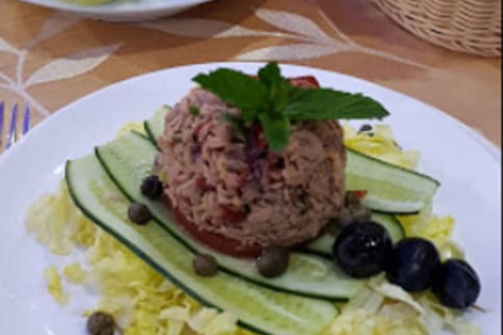 Dining 50 of 59