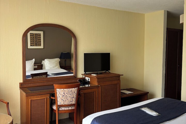 Room 15 of 59
