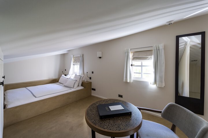 Room 17 of 228