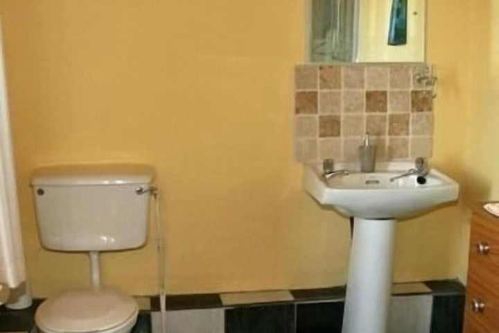 Clean Restrooms