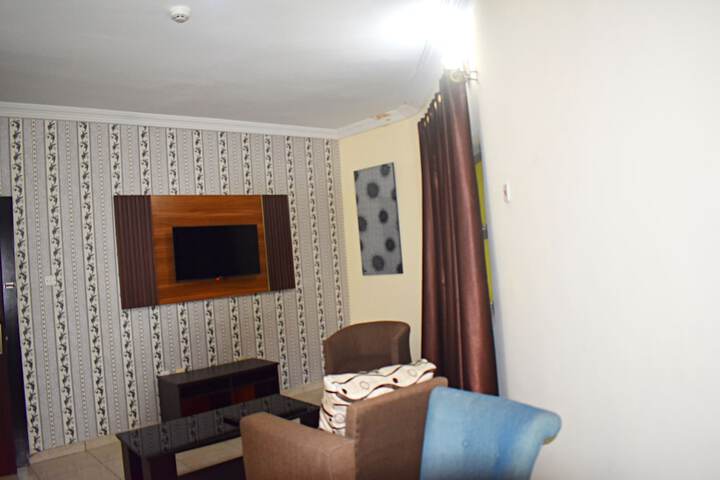 Room 34 of 67