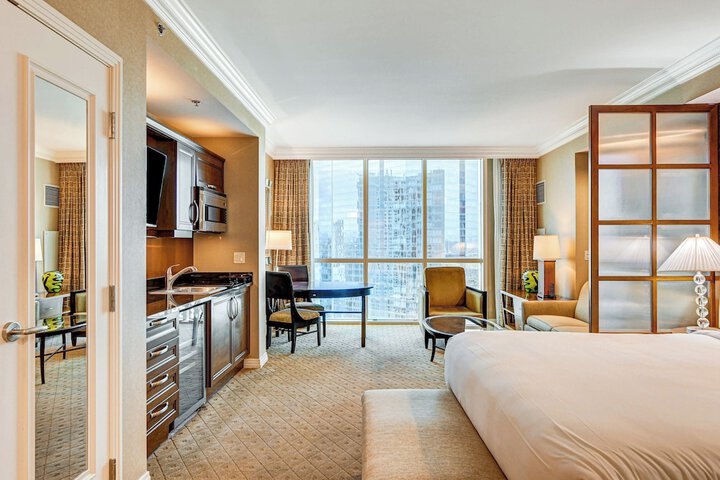 Room 26 of 74
