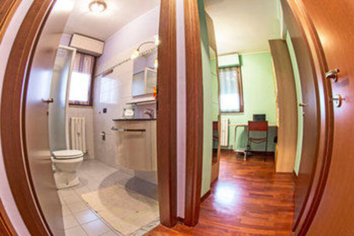Room 150 of 320