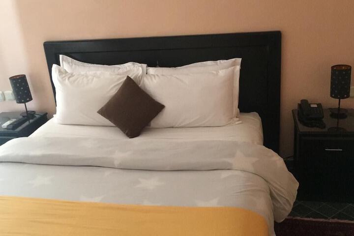 Room 15 of 24