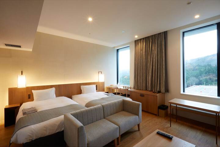 Room 16 of 78