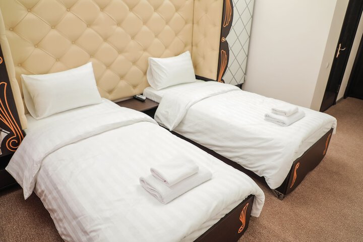 Room 4 of 51