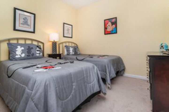 Room 37 of 45
