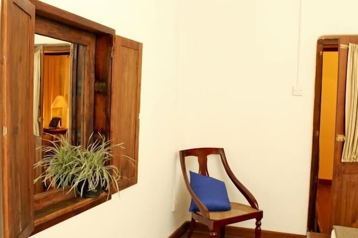 Room 17 of 31