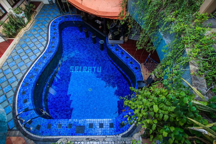 Pool 28 of 58