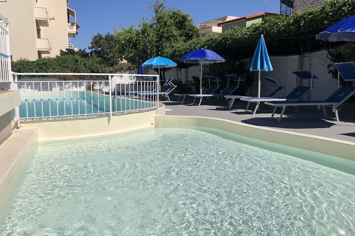 Pool 42 of 57