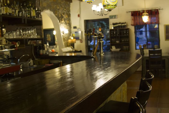 Lounge 54 of 75