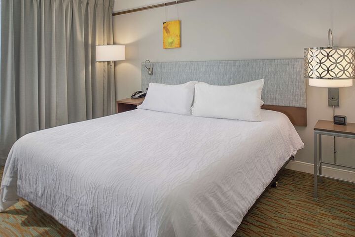 1 King Bed (1 of 22)