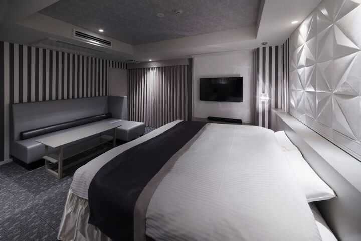 Room 42 of 73