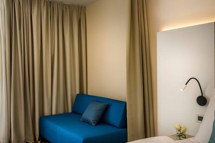 Room 16 of 75