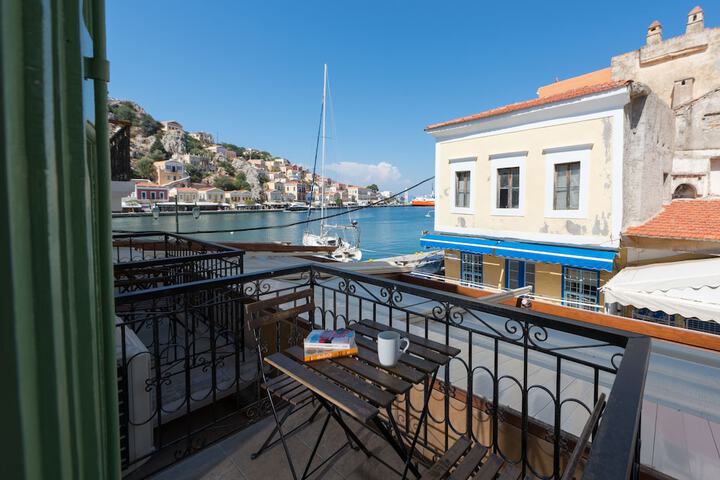 Penelope & Perivoli Studios Kalodoukas