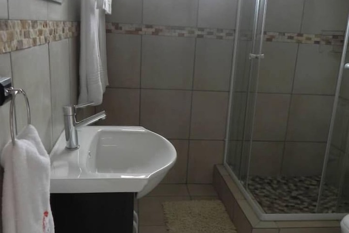 Room 16 of 24