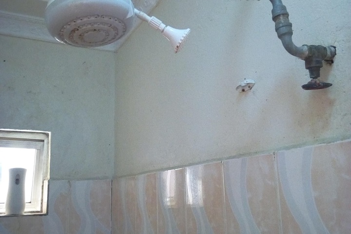 Room 12 of 20