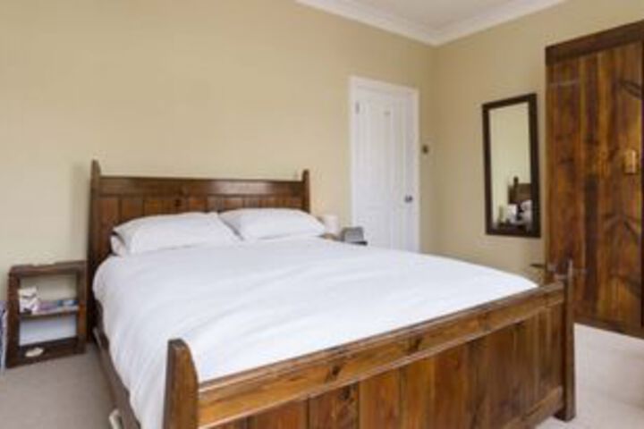 Veeve - 4 bed house Winston Road, Stoke Newington