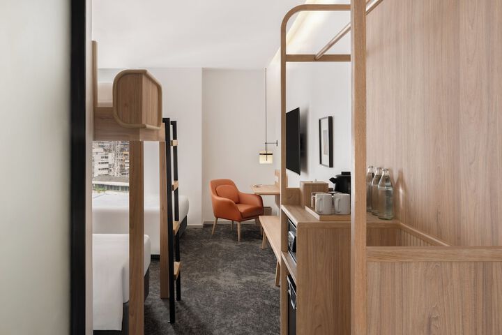 Room 19 of 51
