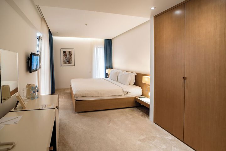 Room 25 of 150
