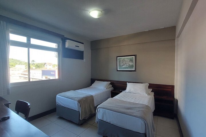 Room 37 of 79
