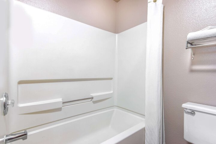 Clean Restrooms