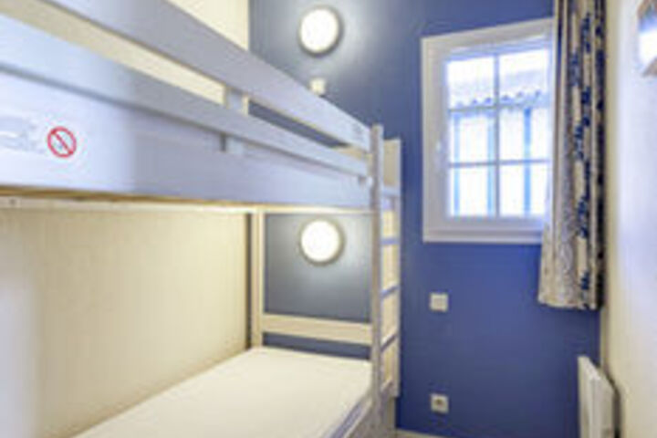 Room 62 of 132