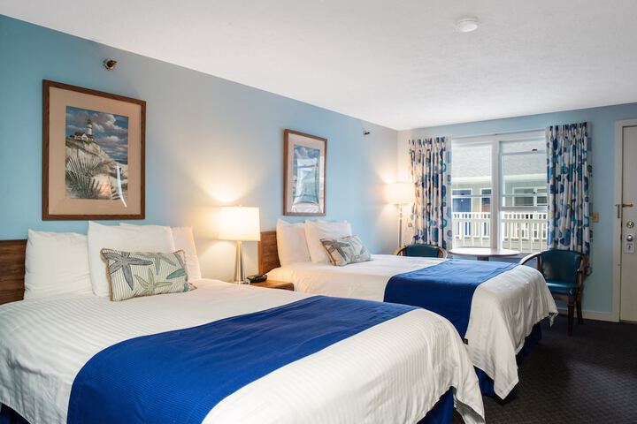 Quadruple Queen Size Bed (13 of 23)