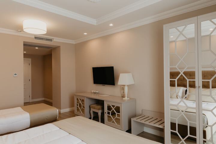 Room 15 of 112