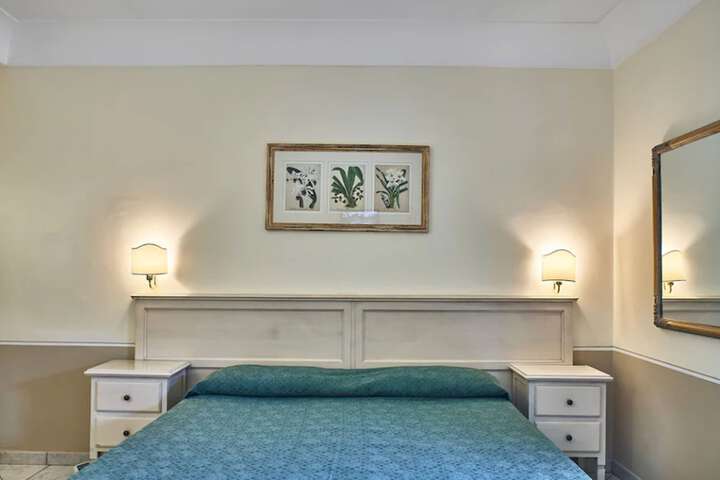 Room 56 of 84